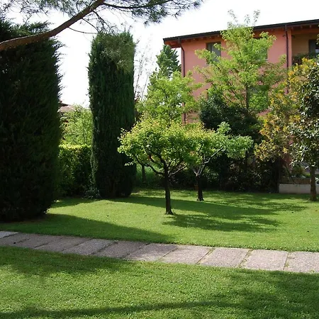 Casa Elena * 西尔米奥奈